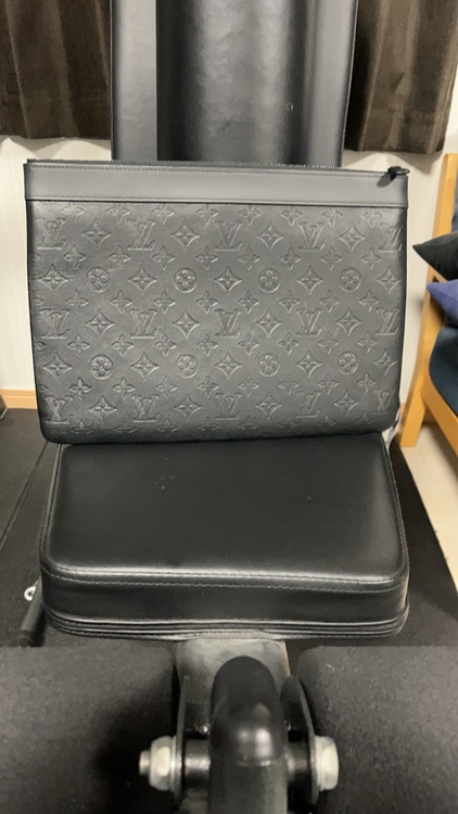 クラッチバッグ（ブランドバッグ）の商品画像 - 査定依頼日：2026年3月26日 - 最高査定価格：70,000円