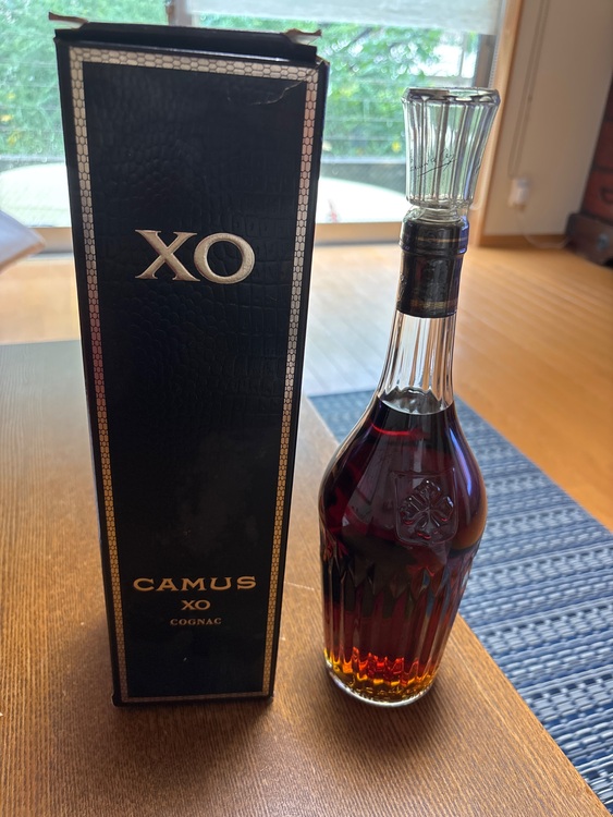 カミュXO（お酒）の商品画像 - 査定依頼日：2025年6月11日 - 最高査定価格：3,000円