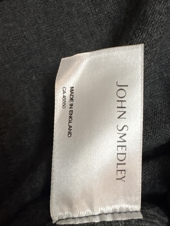 John Smedleyウールカーディガン（古着・ファッション）の商品画像 - 査定依頼日：2026年4月27日 - 最高査定価格：1,500円