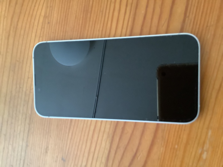 iPhone 16e 128GB SIMフリー（スマホ）の商品画像 - 査定依頼日：2026年4月6日 - 最高査定価格：65,000円