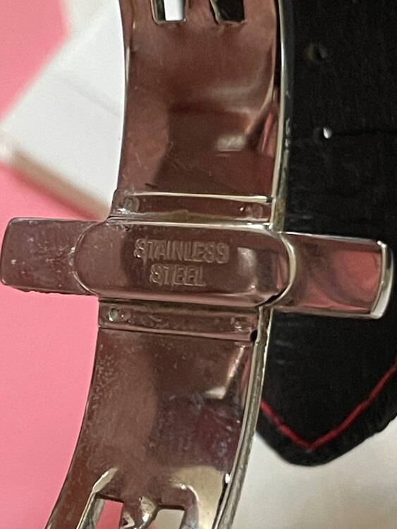 アレキサンドライト腕時計（宝石）の商品画像 - 査定依頼日：2025年4月5日 - 最高査定価格：50,000円