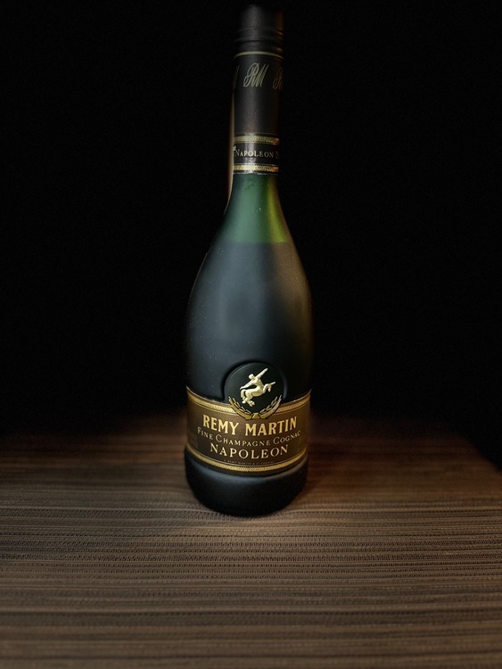 ブランデー レミーマルタン （お酒）の商品画像 - 査定依頼日：2025年9月17日 - 最高査定価格：4,000円