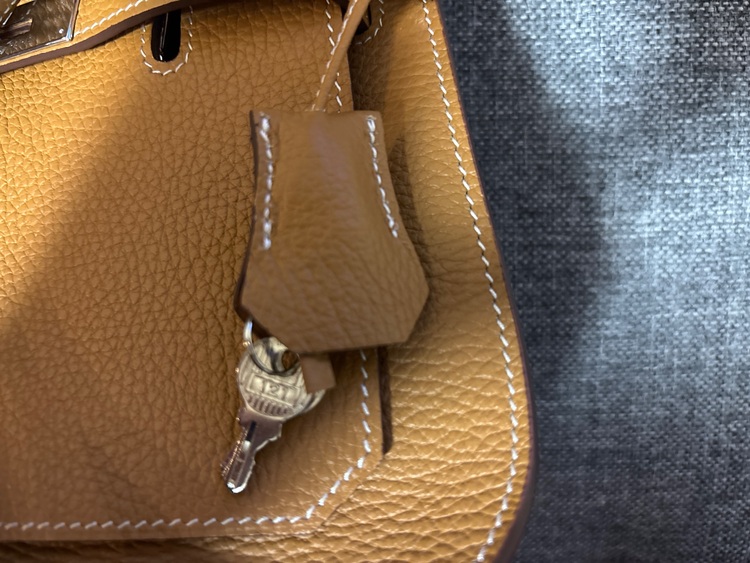 ジプシエール（ブランドバッグ）の商品画像 - 査定依頼日：2025年7月16日 - 最高査定価格：350,000円