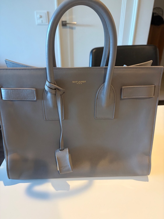 SAC DE JOUR SMALL（ブランドバッグ）の商品画像 - 査定依頼日：2026年8月26日 - 最高査定価格：42,000円