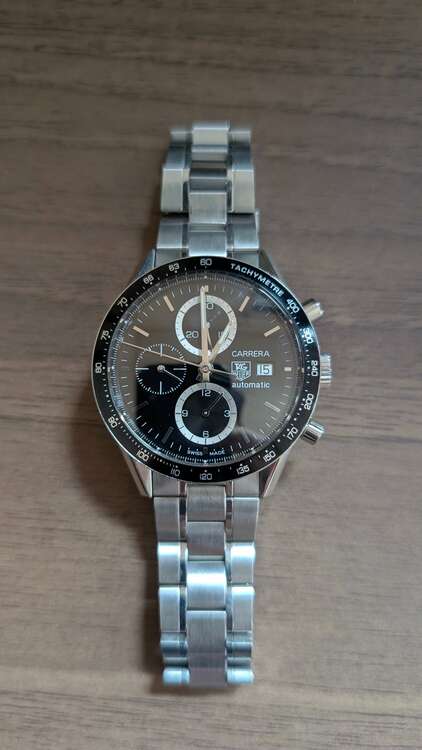 タグホイヤー カレラ CV2010-0（高級時計）の商品画像 - 査定依頼日：2025年5月24日 - 最高査定価格：155,000円