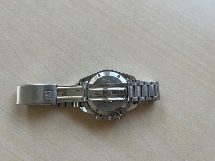 オメガ スピードマスター （高級時計）の商品画像 - 査定依頼日：2025年11月20日 - 最高査定価格：600,000円