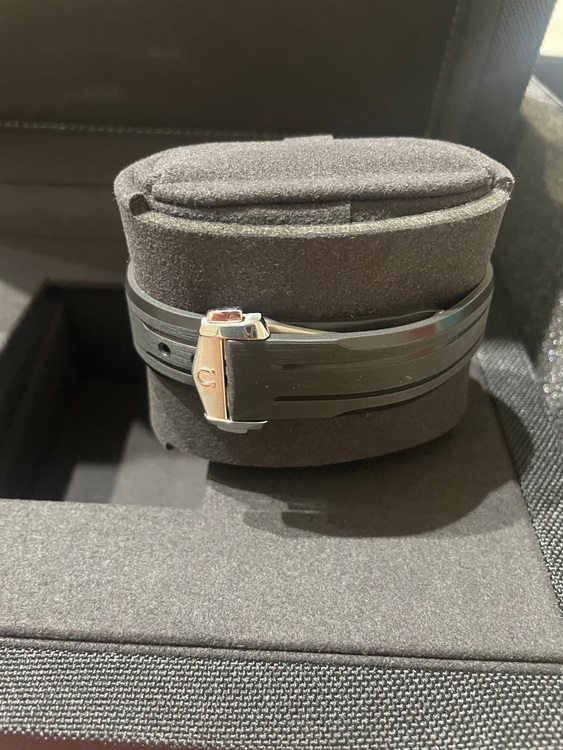 オメガ スピードマスター （高級時計）の商品画像 - 査定依頼日：2025年6月2日 - 最高査定価格：1,000,000円