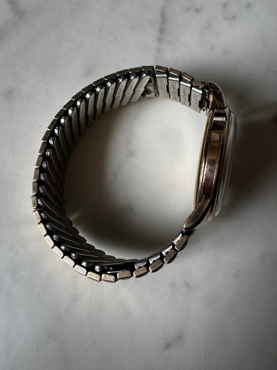 セイコー グランドセイコー GSファーストモデル 浮ロゴ 25石（高級時計）の商品画像 - 査定依頼日：2025年4月7日 - 最高査定価格：220,000円