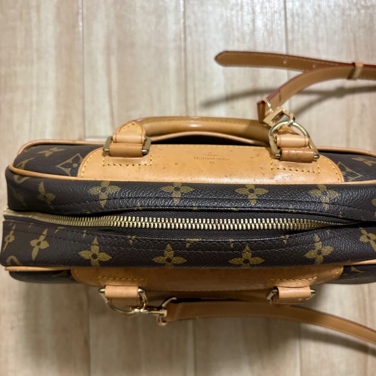 ルイヴィトン　ドゥルービル（ブランドバッグ）の商品画像 - 査定依頼日：2025年12月12日 - 最高査定価格：50,000円