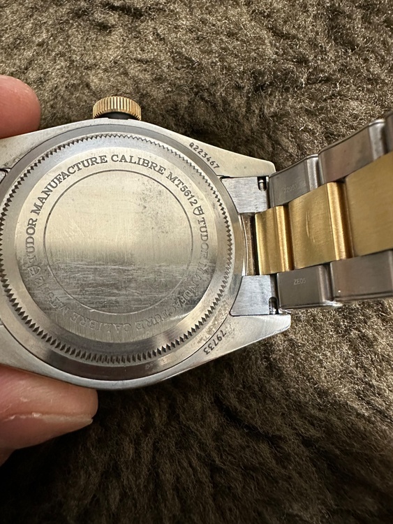 チューダー ブラックベイ 7973（高級時計）の商品画像 - 査定依頼日：2026年2月17日 - 最高査定価格：600,000円