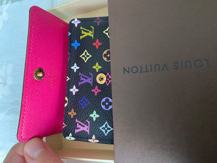 ルイヴィトン マルチカラー （ブランドバッグ）の商品画像 - 査定依頼日：2025年9月27日 - 最高査定価格：38,000円