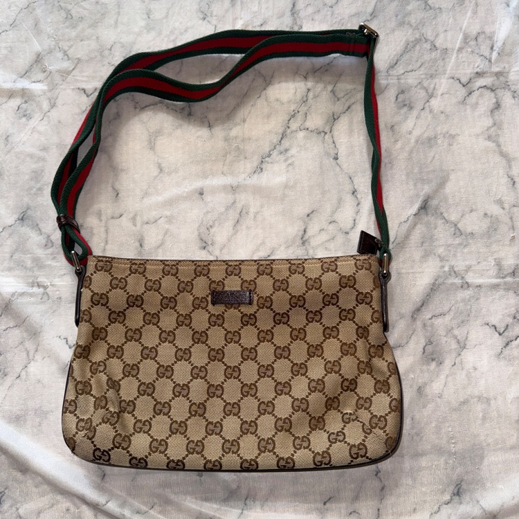 グッチ  （ブランドバッグ）の商品画像 - 査定依頼日：2026年2月20日 - 最高査定価格：40,000円