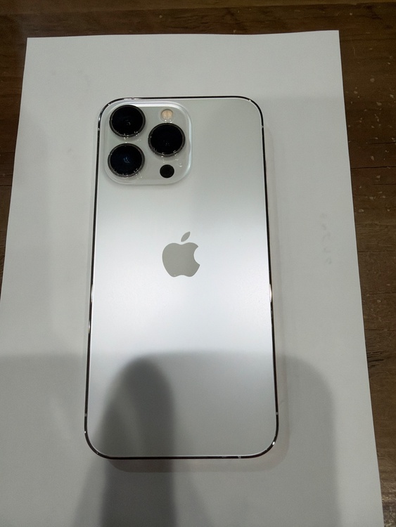 iPhone iPhone 13 Pro 256GB SIMフリー（スマホ）の商品画像 - 査定依頼日：2026年9月30日 - 最高査定価格：54,000円