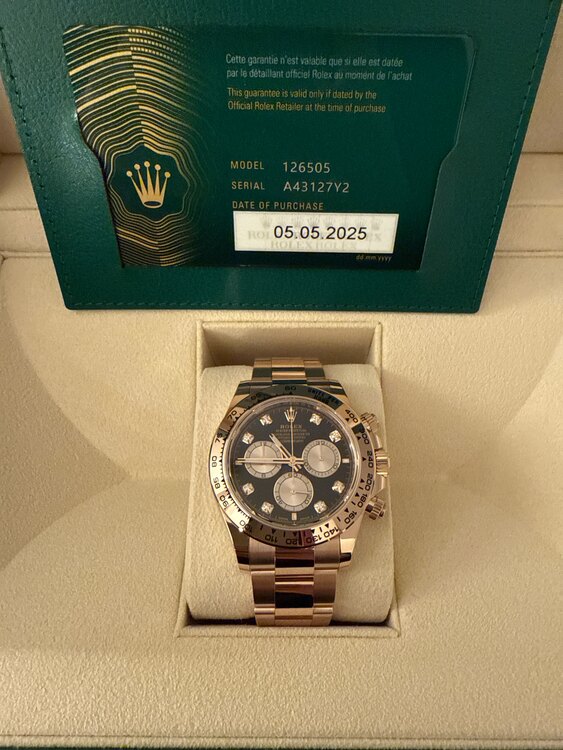 ロレックス デイトナ 12650（高級時計）の商品画像 - 査定依頼日：2025年5月5日 - 最高査定価格：8,350,000円