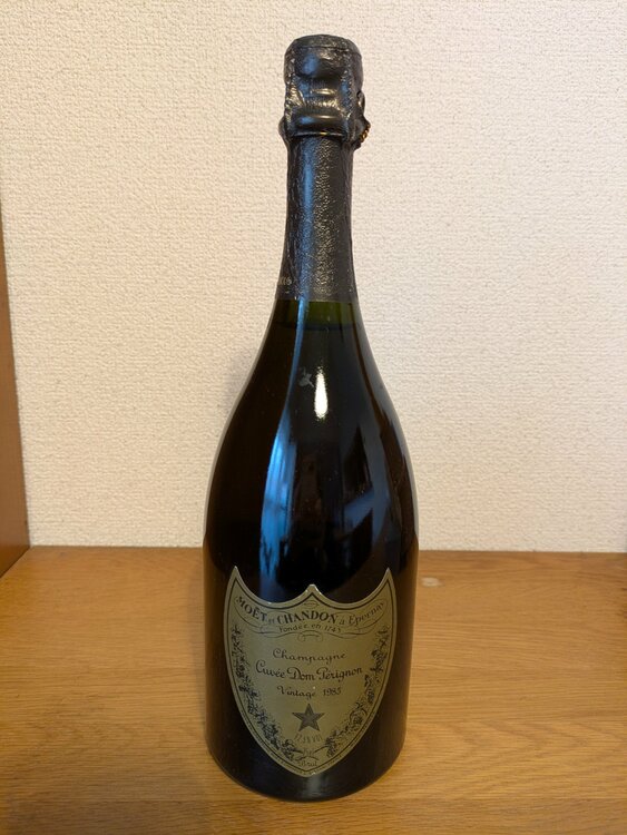 シャンパン ドン・ペリニヨン （お酒）の商品画像 - 査定依頼日：2026年1月26日 - 最高査定価格：20,000円