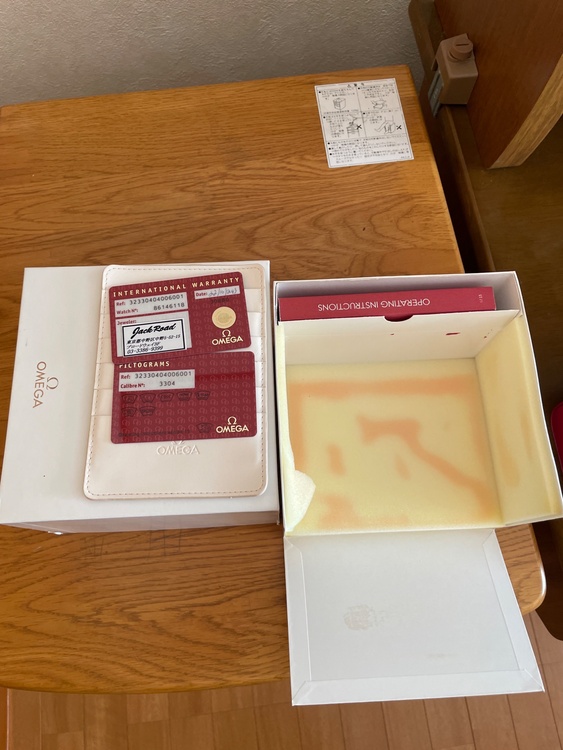 オメガ スピードマスター 3233040400600（高級時計）の商品画像 - 査定依頼日：2026年1月10日 - 最高査定価格：450,000円