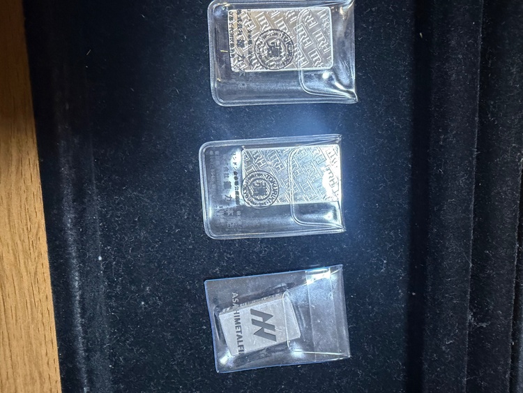 プラチナインゴット（金・貴金属）の商品画像 - 査定依頼日：2026年2月1日 - 最高査定価格：1,300,000円