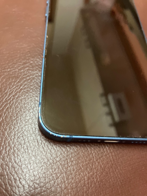 iPhone iPhone 13 128GB docomo（スマホ）の商品画像 - 査定依頼日：2026年6月30日 - 最高査定価格：36,500円