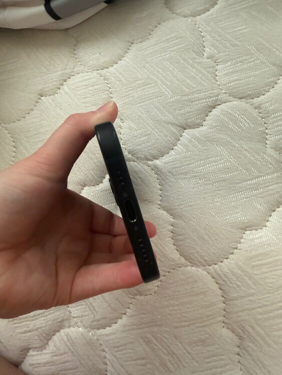 iPhone 15 128GB SIMフリー（スマホ）の商品画像 - 査定依頼日：2025年4月23日 - 最高査定価格：75,000円