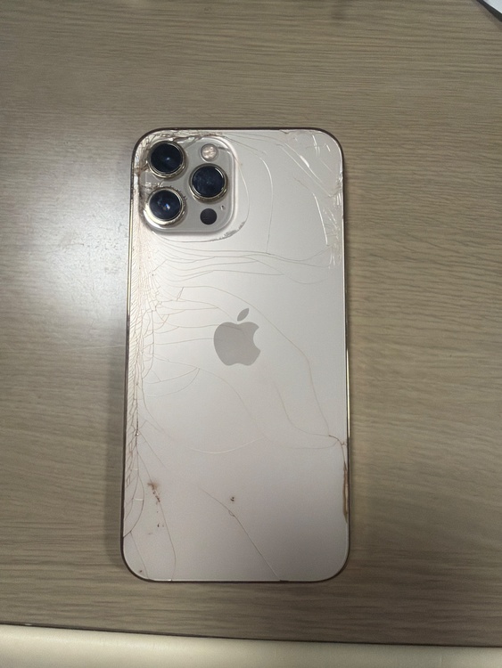 iPhone iPhone 12 Pro Max 512GB docomo（スマホ）の商品画像 - 査定依頼日：2026年8月31日 - 最高査定価格：40,000円