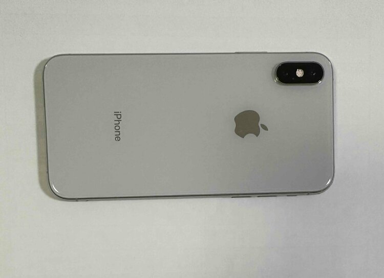 iPhoneXS 256GB SIMフリー（スマホ）の商品画像 - 査定依頼日：2026年1月17日 - 最高査定価格：13,000円