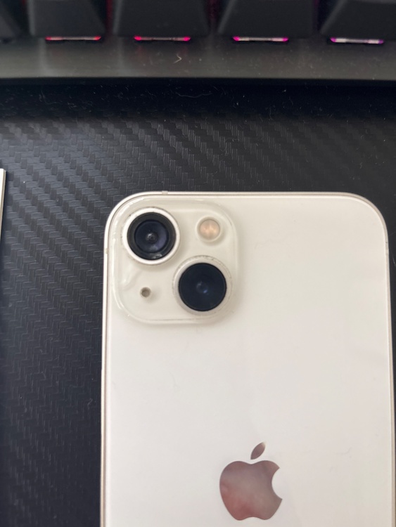 iPhone 13 128GB SIMフリー（スマホ）の商品画像 - 査定依頼日：2026年5月6日 - 最高査定価格：20,000円