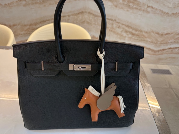 バーキン30トゴ　ノワールシルバー金具（ブランドバッグ）の商品画像 - 査定依頼日：2025年12月6日 - 最高査定価格：2,900,000円