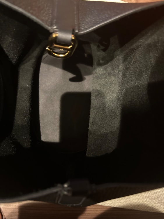 インザループ23（ブランドバッグ）の商品画像 - 査定依頼日：2025年11月16日 - 最高査定価格：600,000円