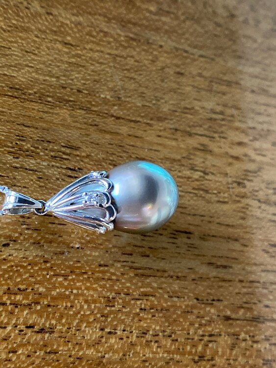 田崎真珠 南洋パール プラチナ900ネックレス ダイヤ付き（宝石）の商品画像 - 査定依頼日：2025年4月8日 - 最高査定価格：25,000円