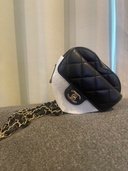 Chanel Heart bag（ブランドバッグ）の商品画像 - 査定依頼日：2026年5月28日 - 最高査定価格：360,000円
