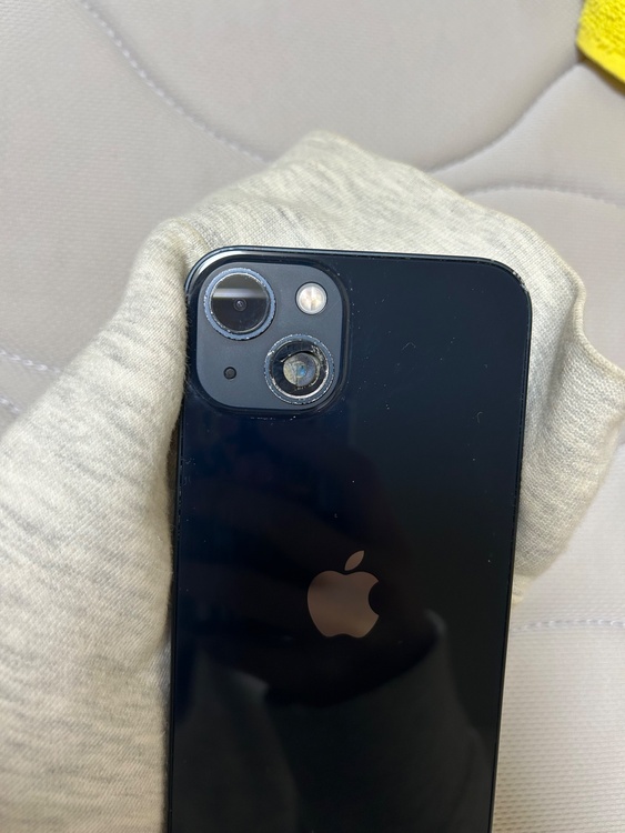 iPhone13（スマホ）の商品画像 - 査定依頼日：2026年1月16日 - 最高査定価格：33,000円