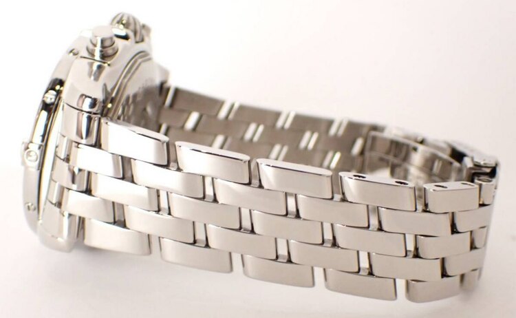 クロノコックピットホワイトシェル文字盤（高級時計）の商品画像 - 査定依頼日：2025年3月7日 - 最高査定価格：145,000円