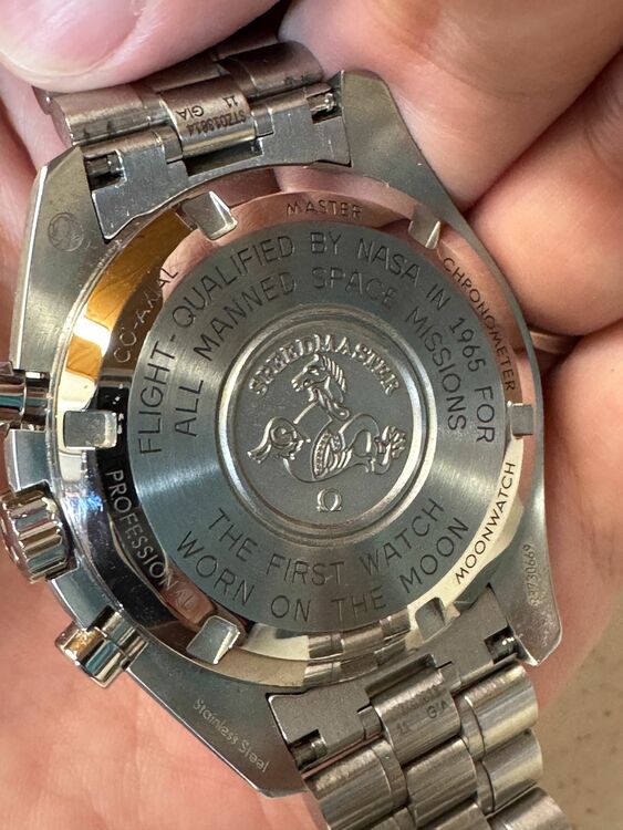 スピードマスター ムーンウォッチ プロフェッショナル マスター クロノメーター（高級時計）の商品画像 - 査定依頼日：2025年7月7日 - 最高査定価格：720,000円