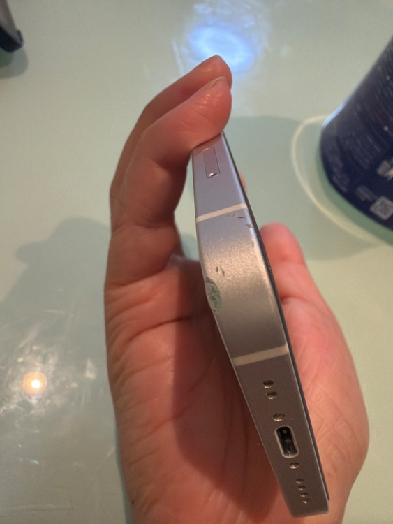 iPhone iPhone 12 mini 128GB Softbank（スマホ）の商品画像 - 査定依頼日：2026年9月21日 - 最高査定価格：18,000円