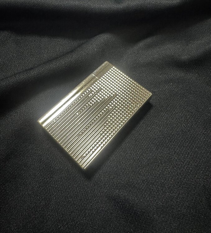 st dupont ダイヤモンドドロップス（金・貴金属）の商品画像 - 査定依頼日：2025年3月10日 - 最高査定価格：85,000円