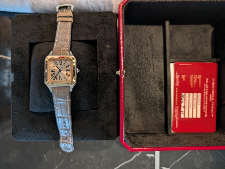 カルティエ サントス W2SA0012（高級時計）の商品画像 - 査定依頼日：2025年8月5日 - 最高査定価格：550,000円