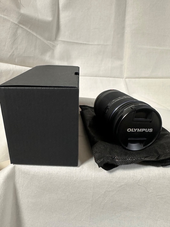 OM-D  E-M10  MarkⅢ（カメラ）の商品画像 - 査定依頼日：2026年4月8日 - 最高査定価格：43,000円