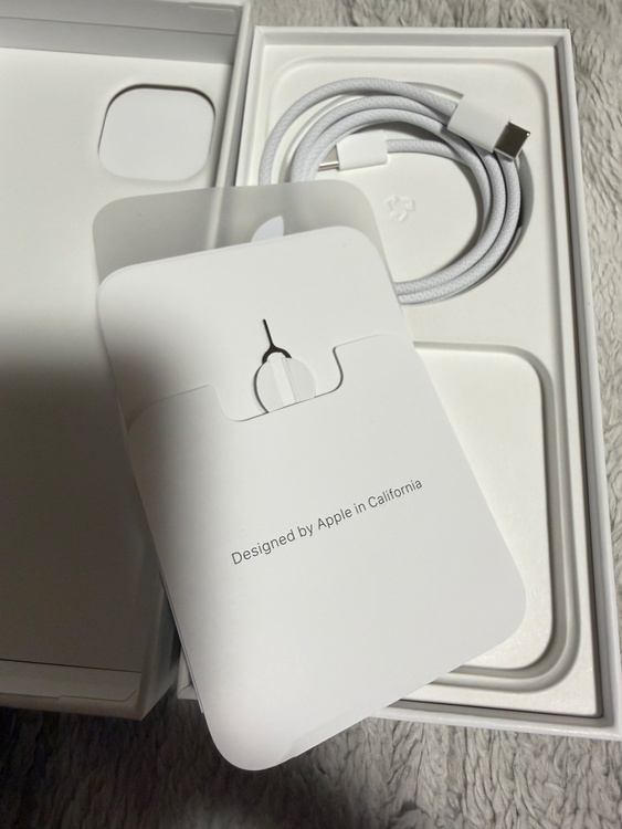 iPhone 15 Plus 256GB SIMフリー（スマホ）の商品画像 - 査定依頼日：2026年1月25日 - 最高査定価格：69,000円