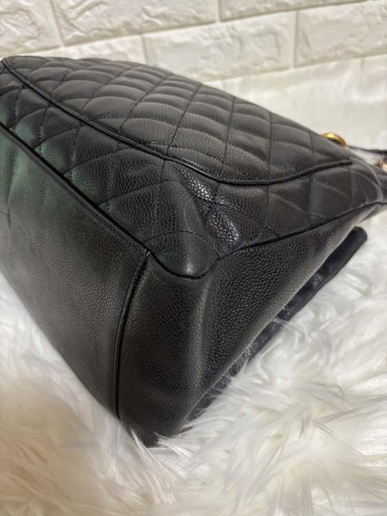 シャネル GST　 チェーン　ショルダー　トート ブラック キャビア　ブラック（ブランドバッグ）の商品画像 - 査定依頼日：2025年8月20日 - 最高査定価格：530,000円