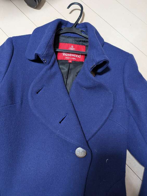 ヴィヴィアンウエストウッド　メルトンコート（古着・ファッション）の商品画像 - 査定依頼日：2025年1月13日 - 最高査定価格：3,000円