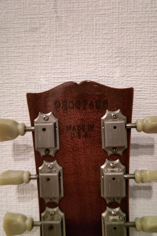 Gibson Les Paul Standard（ピアノ・楽器・PA機材）の商品画像 - 査定依頼日：2025年12月23日 - 最高査定価格：250,000円