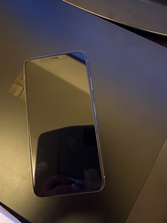 iPhoneXS Max 64GB SIMフリー（スマホ）の商品画像 - 査定依頼日：2026年3月5日 - 最高査定価格：15,000円