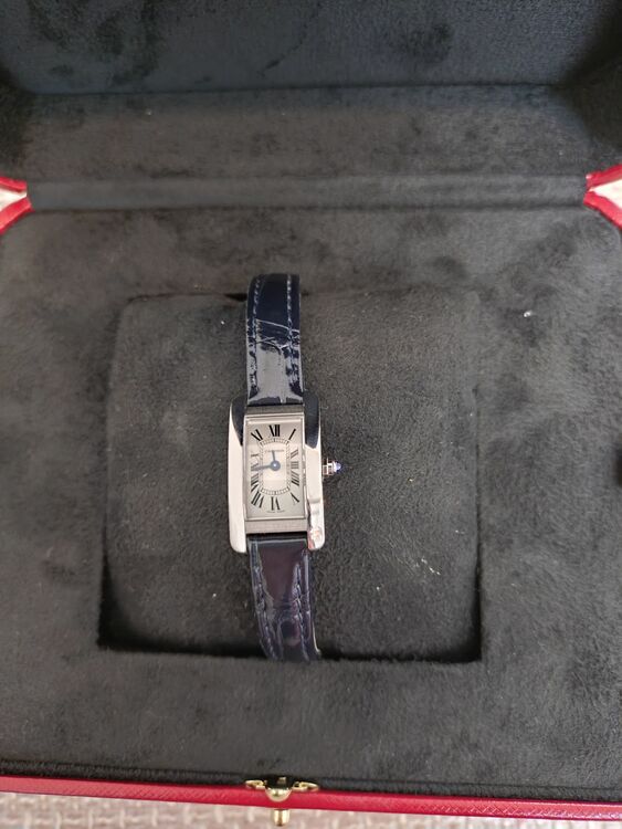 カルティエ タンク WSTA0032（高級時計）の商品画像 - 査定依頼日：2025年6月19日 - 最高査定価格：380,000円
