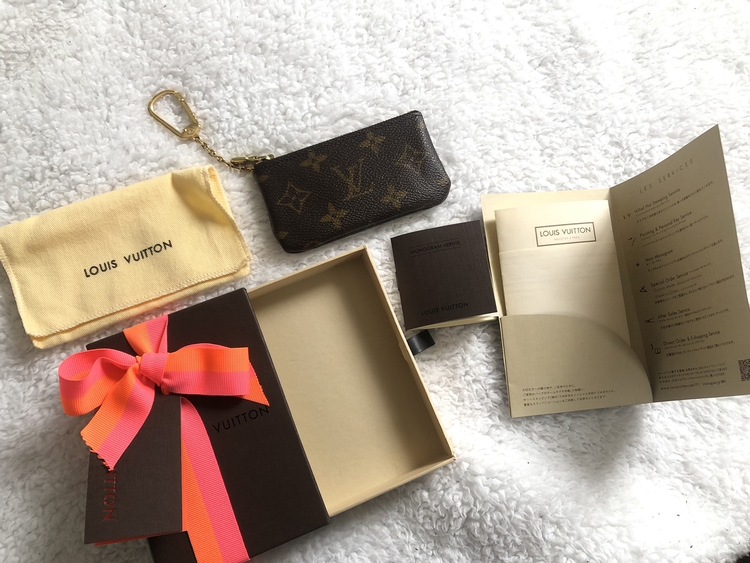 ポシェットクレ（ブランド財布・小物）の商品画像 - 査定依頼日：2026年3月2日 - 最高査定価格：15,000円