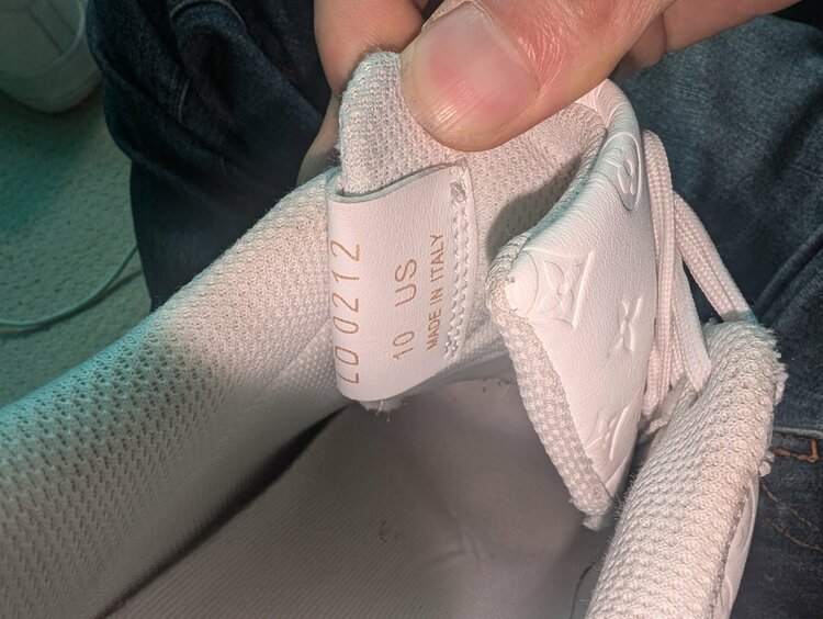 分からない（古着・ファッション）の商品画像 - 査定依頼日：2026年3月16日 - 最高査定価格：100,000円