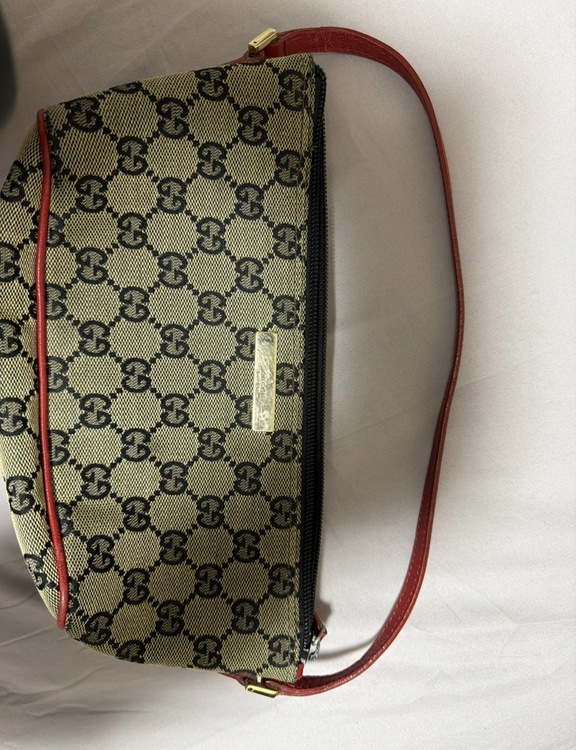 バック（古着・ファッション）の商品画像 - 査定依頼日：2026年2月24日 - 最高査定価格：15,000円