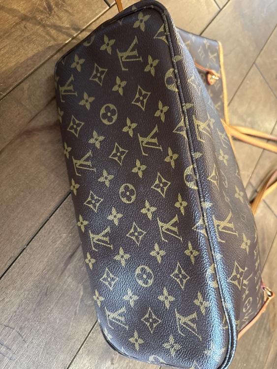 ルイヴィトン ネヴァーフル （ブランドバッグ）の商品画像 - 査定依頼日：2025年10月11日 - 最高査定価格：100,000円