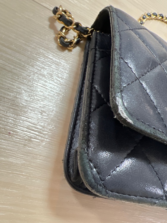 財布（ブランド財布・小物）の商品画像 - 査定依頼日：2026年2月6日 - 最高査定価格：100,000円