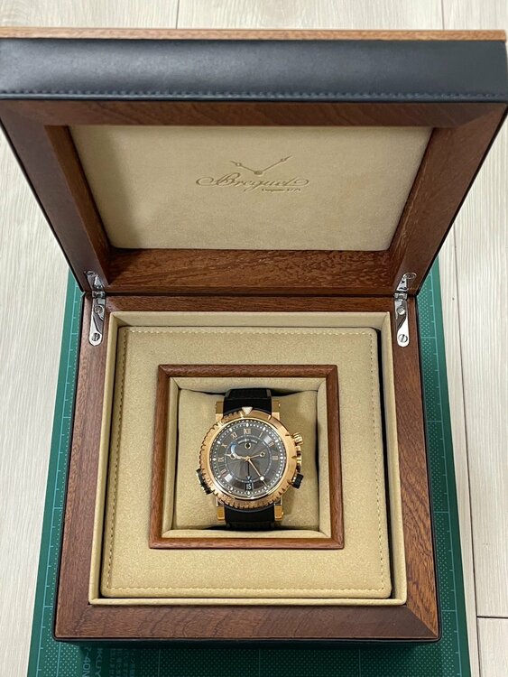 ブレゲ マリーン 1894A（高級時計）の商品画像 - 査定依頼日：2026年4月23日 - 最高査定価格：3,500,000円