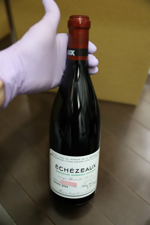 DRCエシェゾー2022（お酒）の商品画像 - 査定依頼日：2026年6月2日 - 最高査定価格：800,000円